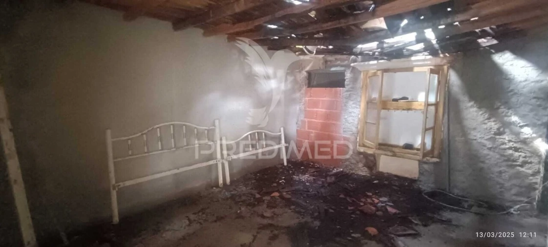 Moradia T4 para Venda em Espírito Santo, Nossa Senhora da Graça e São Simão Foto 6