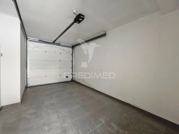Moradia T4 para Venda em Azeitão (São Lourenço e São Simão)