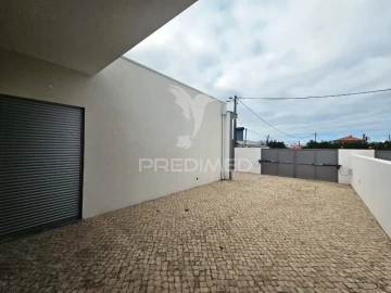 Moradia T4 para Venda em Azeitão (São Lourenço e São Simão)