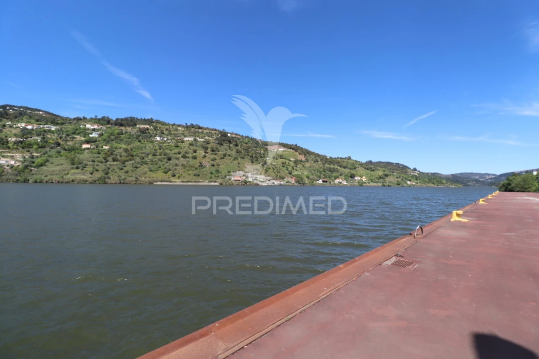 Moradia T1 para Venda em Freigil e Miomães Foto 10