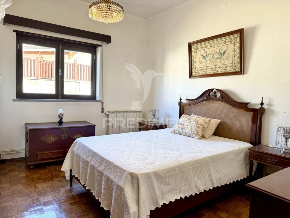 Moradia T2 para Venda em Alvados e Alcaria Foto 17