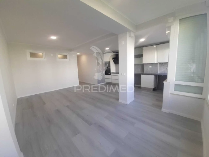 Apartamento T2 para Venda em Oeiras e São Julião da Barra, Paço de Arcos e Caxias Foto 2