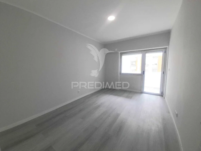 Apartamento T2 para Venda em Oeiras e São Julião da Barra, Paço de Arcos e Caxias Foto 11