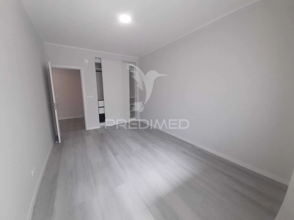 Apartamento T2 para Venda em Oeiras e São Julião da Barra, Paço de Arcos e Caxias Foto 12