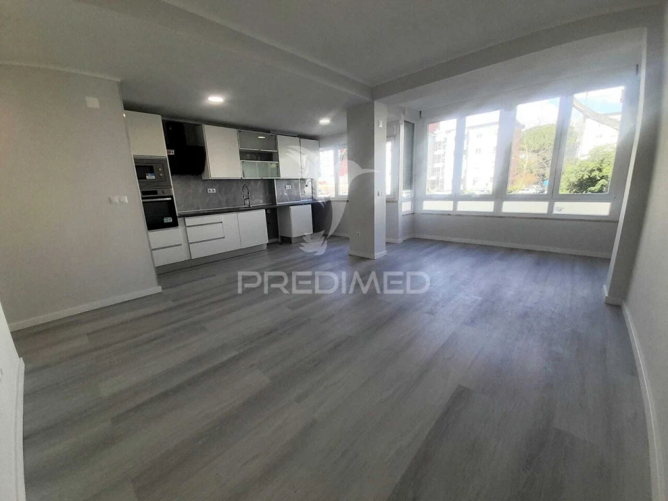 Apartamento T2 para Venda em Oeiras e São Julião da Barra, Paço de Arcos e Caxias Foto 3