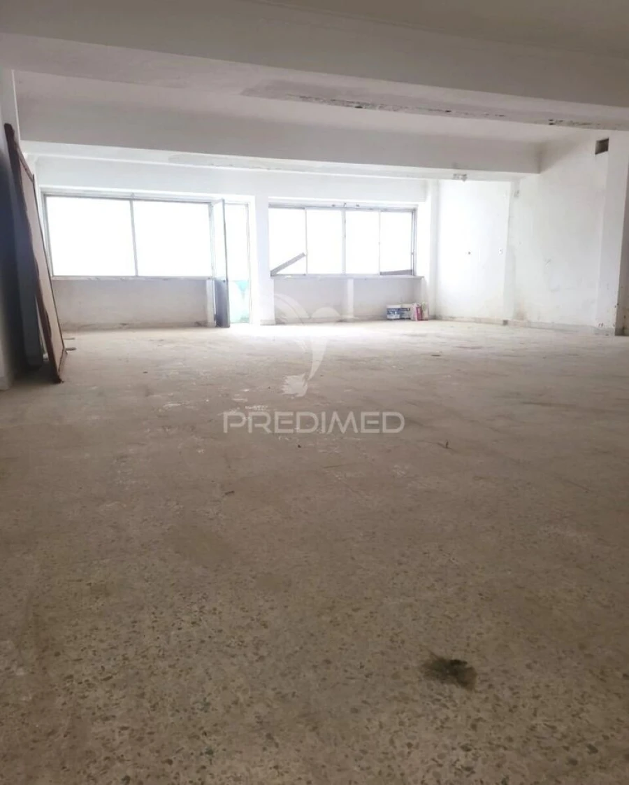 Loja para Venda em Agualva e Mira-Sintra Foto 4