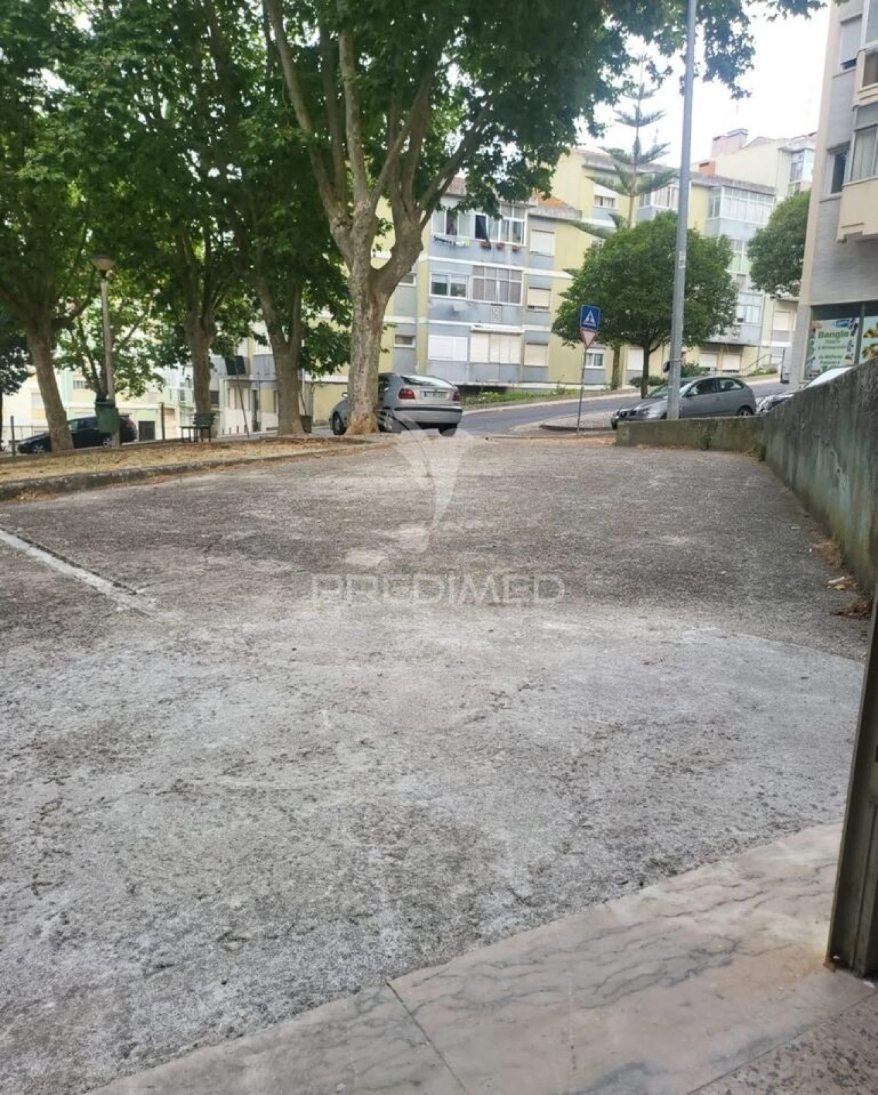 Loja para Arrendamento em Agualva e Mira-Sintra Foto 3
