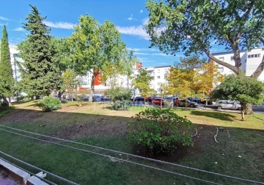 Apartamento T2 para Venda em Oeiras e São Julião da Barra, Paço de Arcos e Caxias