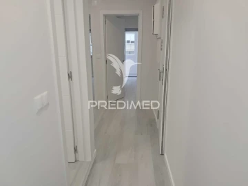 Apartamento T2 para Venda em Oeiras e São Julião da Barra, Paço de Arcos e Caxias