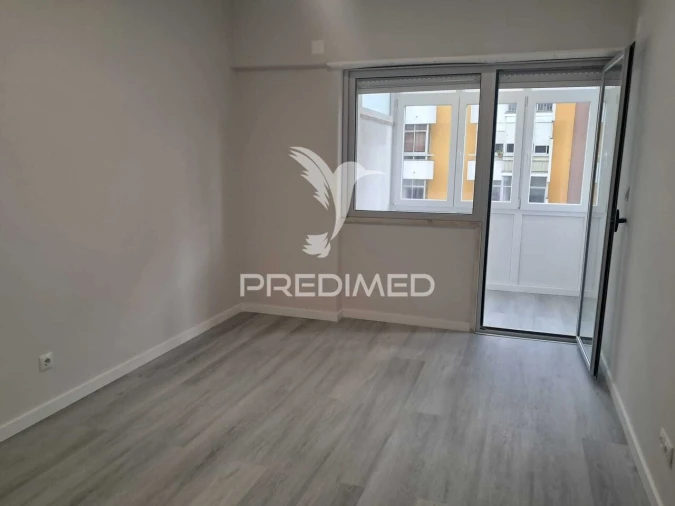 Apartamento T2 para Venda em Oeiras e São Julião da Barra, Paço de Arcos e Caxias Foto 7