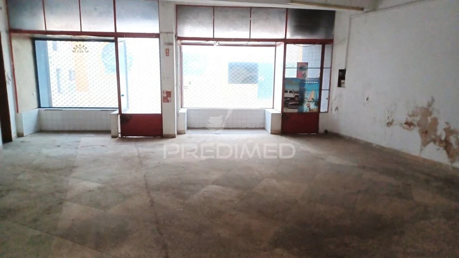 Loja para Venda em Algoz e Tunes