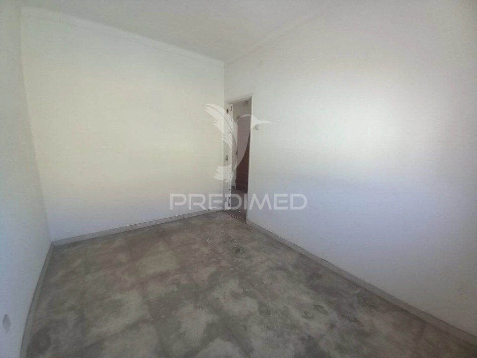 Apartamento T1 para Venda em Baixa da Banheira e Vale da Amoreira Foto 7