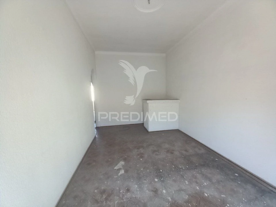 Apartamento T1 para Venda em Baixa da Banheira e Vale da Amoreira Foto 2