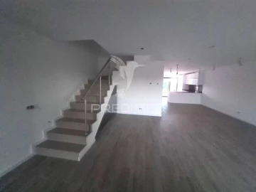 Moradia T4 para Venda em Tavira (Santa Maria e Santiago)