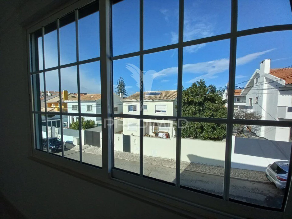 Moradia T6 para Venda em Carcavelos e Parede Foto 24