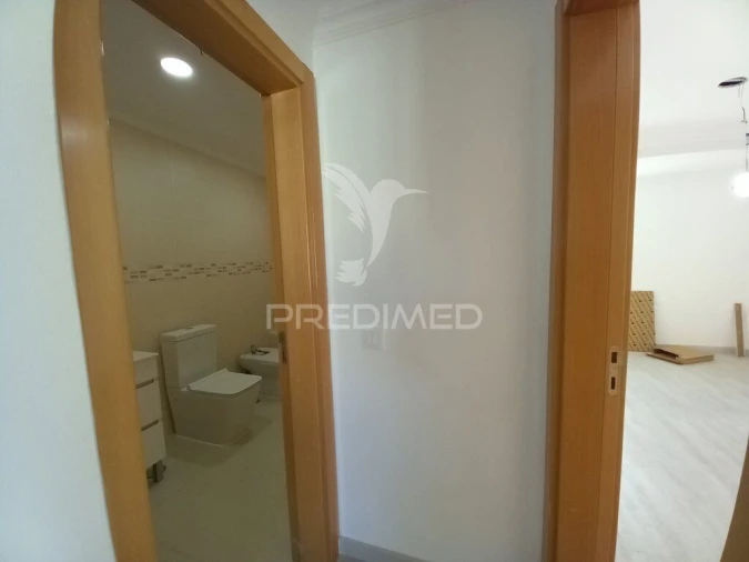 Moradia T6 para Venda em Carcavelos e Parede Foto 26