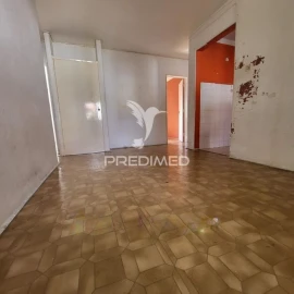 Apartamento T3 para Venda em Laranjeiro e Feijó
