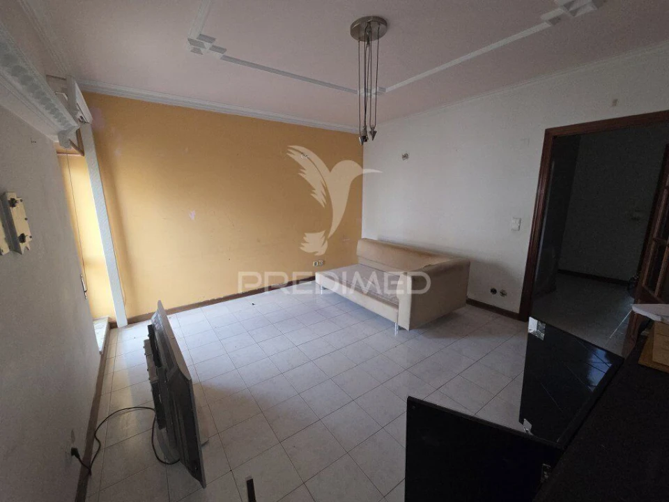 Apartamento T3 para Venda em Carregado e Cadafais Foto 14