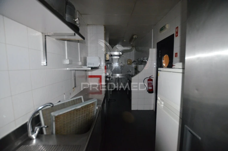 Loja para Venda em Albufeira e Olhos de Água Foto 12