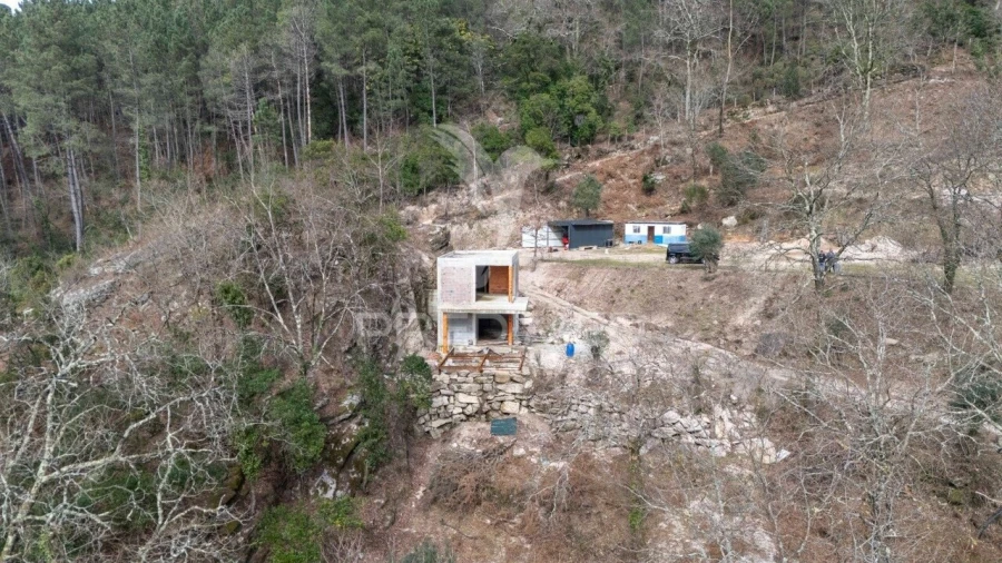 Terreno para Venda em Chamoim e Vilar Foto 4