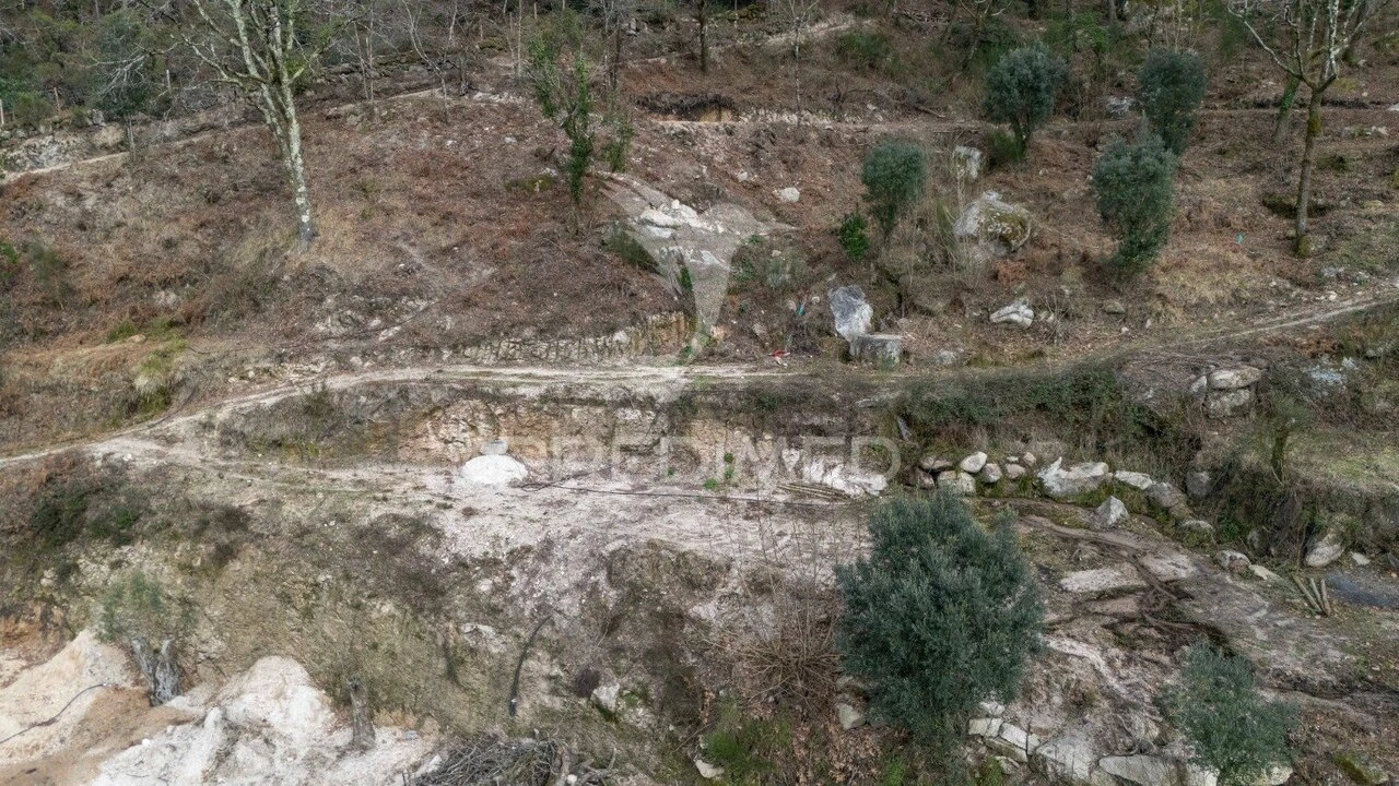 Terreno para Venda em Chamoim e Vilar Foto 23