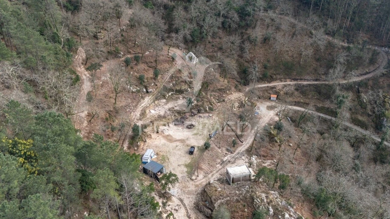 Terreno para Venda em Chamoim e Vilar Foto 12