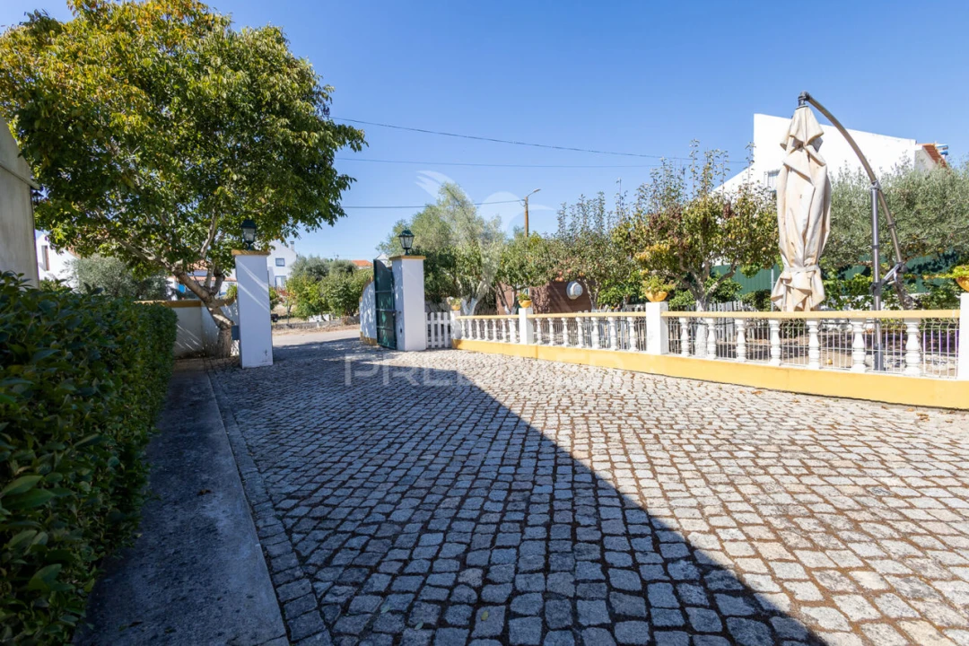 Moradia T5 para Venda em Nossa Senhora da Vila, Nossa Senhora do Bispo e Silveiras Foto 33