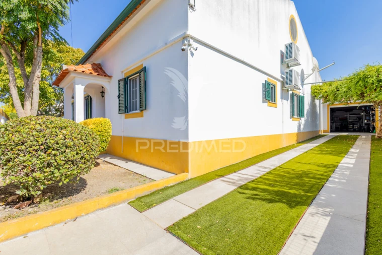 Moradia T5 para Venda em Nossa Senhora da Vila, Nossa Senhora do Bispo e Silveiras Foto 28