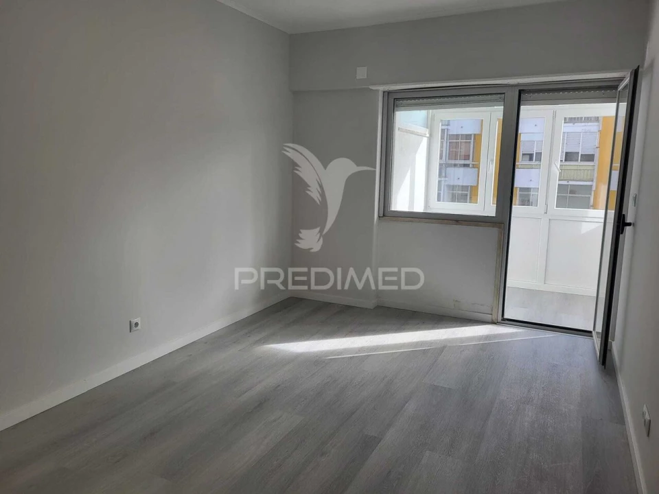 Apartamento T2 para Venda em Oeiras e São Julião da Barra, Paço de Arcos e Caxias Foto 9