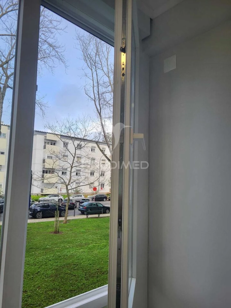 Apartamento T2 para Venda em Oeiras e São Julião da Barra, Paço de Arcos e Caxias Foto 22