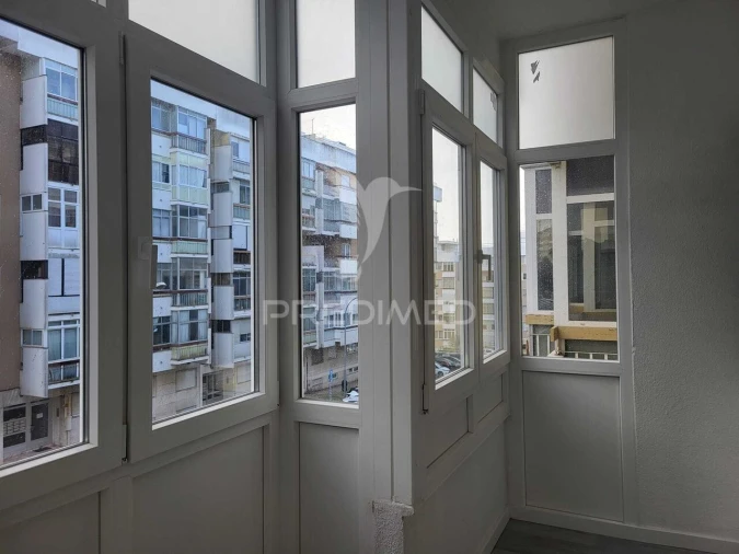 Apartamento T2 para Venda em Oeiras e São Julião da Barra, Paço de Arcos e Caxias Foto 13