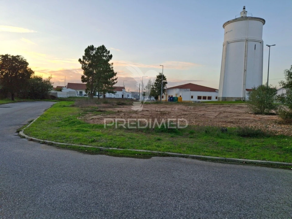 Terreno para Venda em São Miguel do Rio Torto e Rossio Ao Sul do Tejo Foto 1