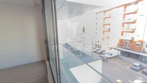 Apartamento T3 para Venda em Cedofeita, Santo Ildefonso, Sé, Miragaia, São Nicolau e Vitória