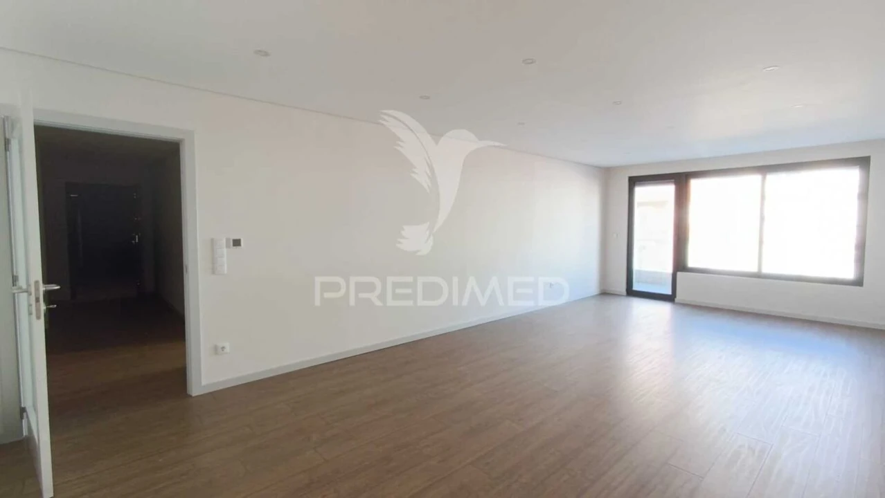 Apartamento T3 para Venda em Cedofeita, Santo Ildefonso, Sé, Miragaia, São Nicolau e Vitória Foto 17