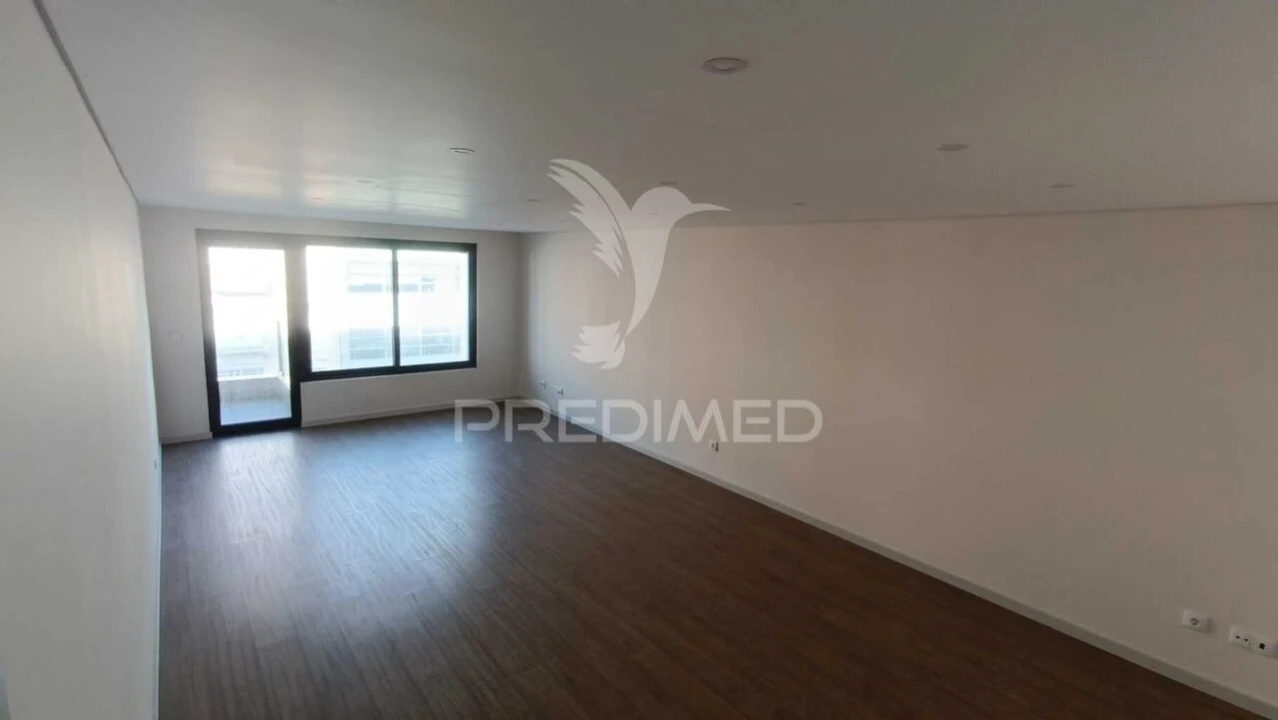 Apartamento T3 para Venda em Cedofeita, Santo Ildefonso, Sé, Miragaia, São Nicolau e Vitória Foto 12