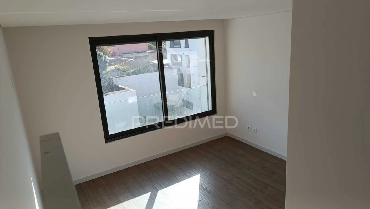 Apartamento T3 para Venda em Cedofeita, Santo Ildefonso, Sé, Miragaia, São Nicolau e Vitória Foto 30