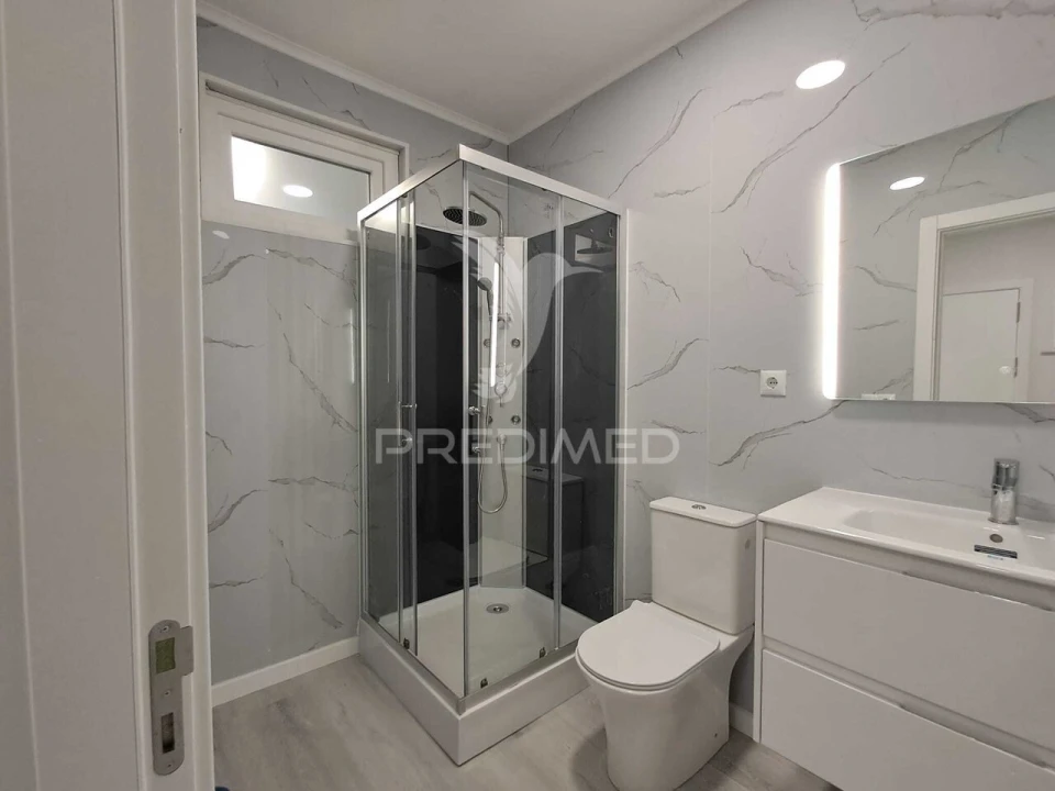 Apartamento T2 para Venda em Oeiras e São Julião da Barra, Paço de Arcos e Caxias Foto 19