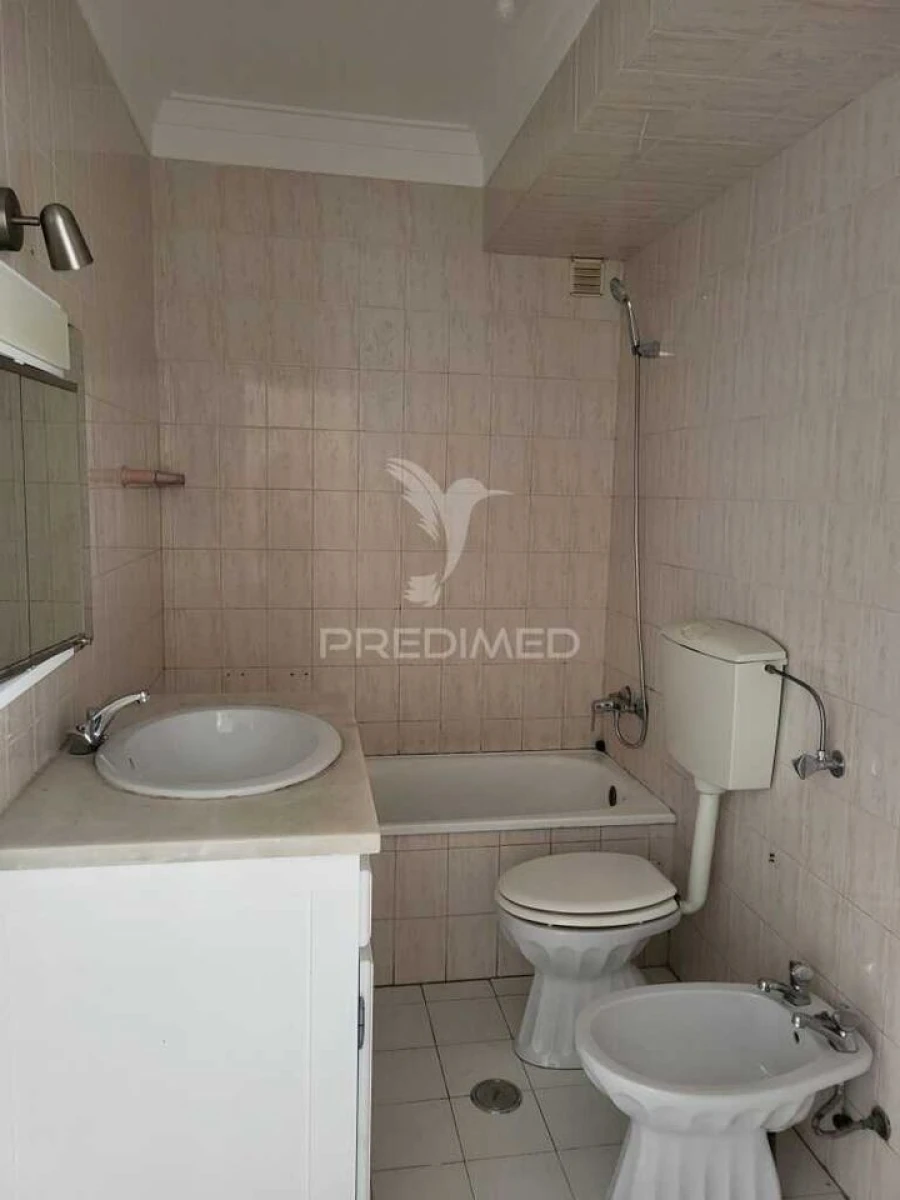 Apartamento T1 para Venda em São João das Lampas e Terrugem Foto 13