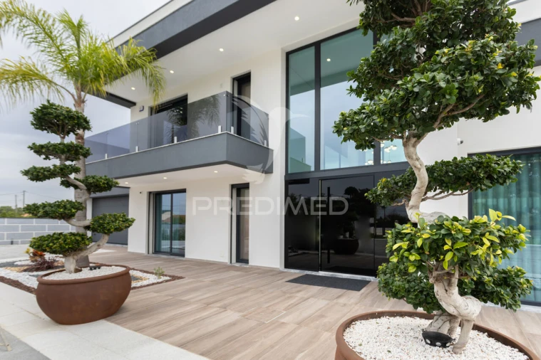 Quinta T6 para Venda em Azeitão (São Lourenço e São Simão) Foto 2