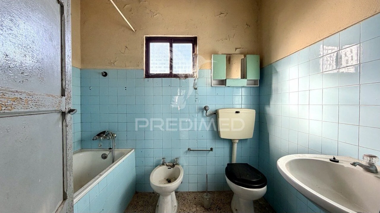 Moradia T4 para Venda em Atalaia e Alto Estanqueiro-Jardia Foto 28