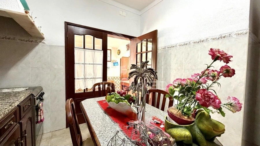 Moradia T4 para Venda em Atalaia e Alto Estanqueiro-Jardia Foto 8