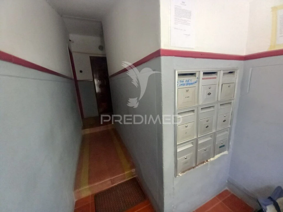 Apartamento T1 para Venda em Baixa da Banheira e Vale da Amoreira Foto 2