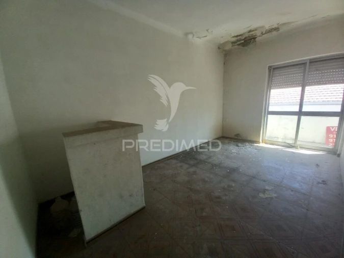 Apartamento T1 para Venda em Baixa da Banheira e Vale da Amoreira Foto 3