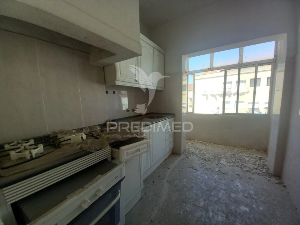 Apartamento T1 para Venda em Baixa da Banheira e Vale da Amoreira Foto 9