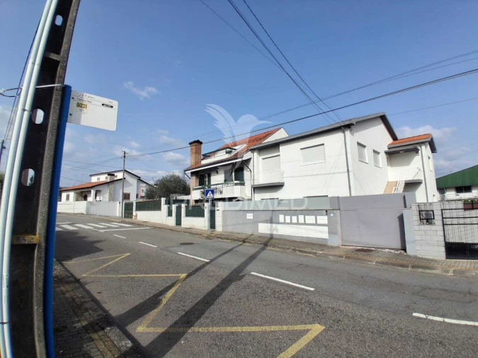 Moradia T3 para Venda em Gondomar (São Cosme), Valbom e Jovim Foto 1