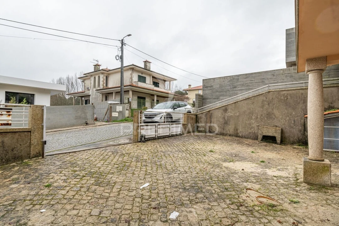 Moradia T5 para Venda em Este (São Pedro e São Mamede) Foto 27