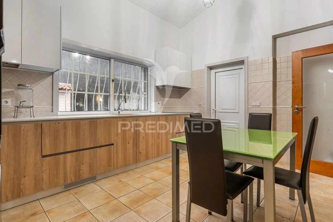 Moradia T5 para Venda em Este (São Pedro e São Mamede) Foto 7