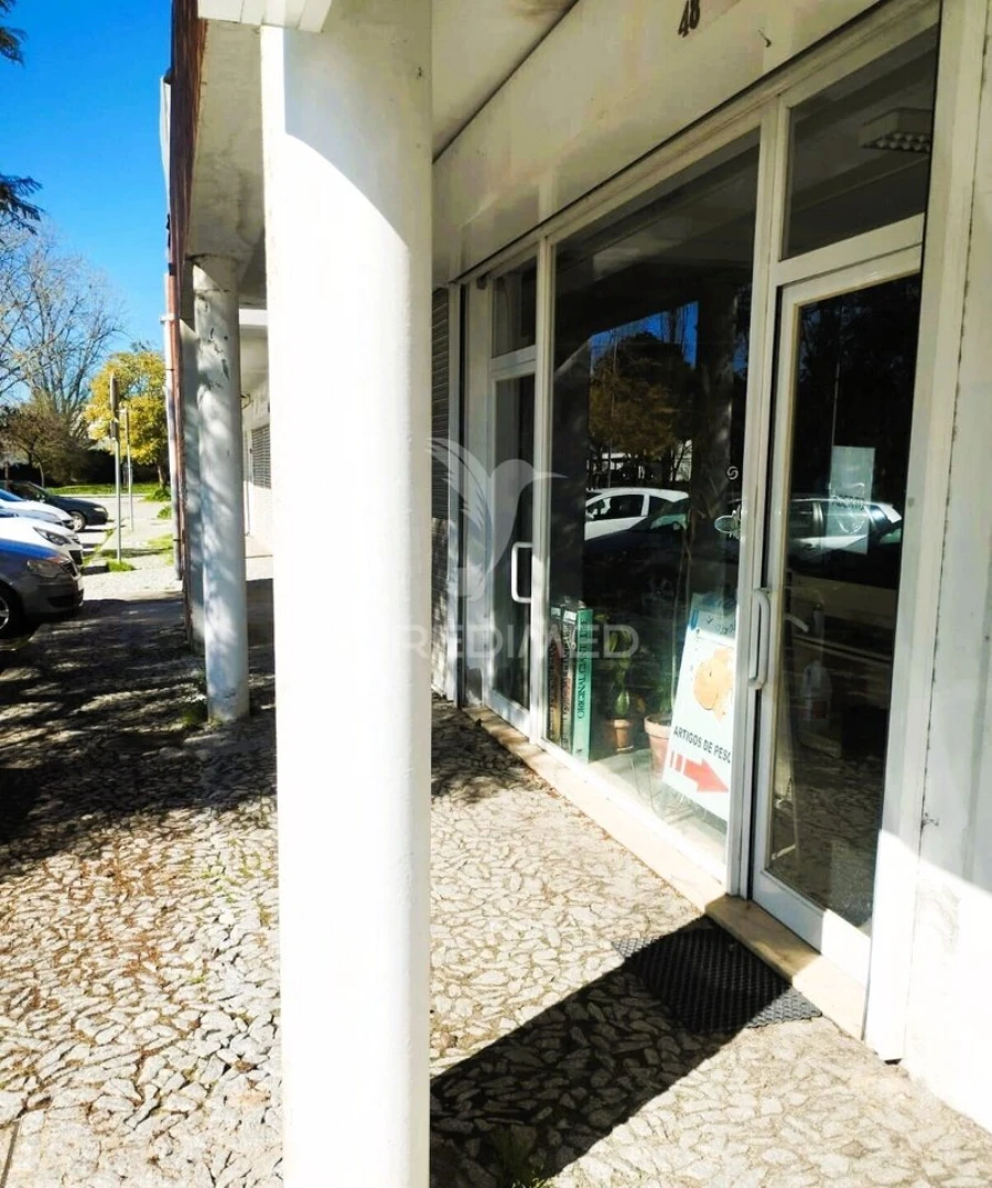 Loja para Venda em Malagueira e Horta das Figueiras Foto 2