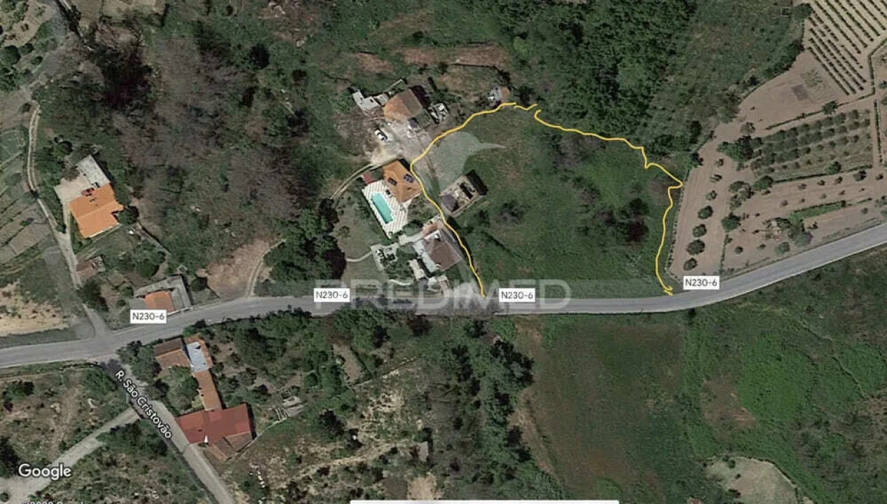 Terreno para Venda em Covas e Vila Nova de Oliveirinha Foto 10