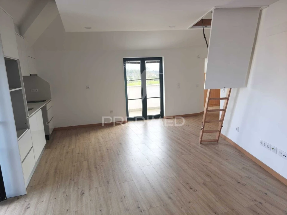 Apartamento T0 para Venda em Ovar, São João, Arada e São Vicente de Pereira Jusã Foto 3